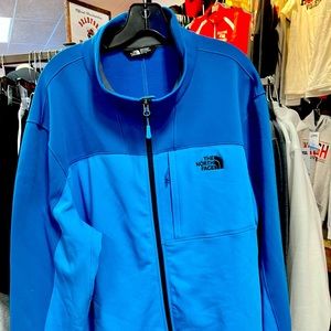 The North Face Two tone blue 1/4 zip men’s xxl